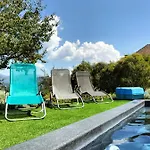 Le Des Trois Seigneurs Apartmán *