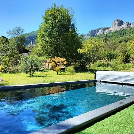 Le Des Trois Seigneurs Apartmán